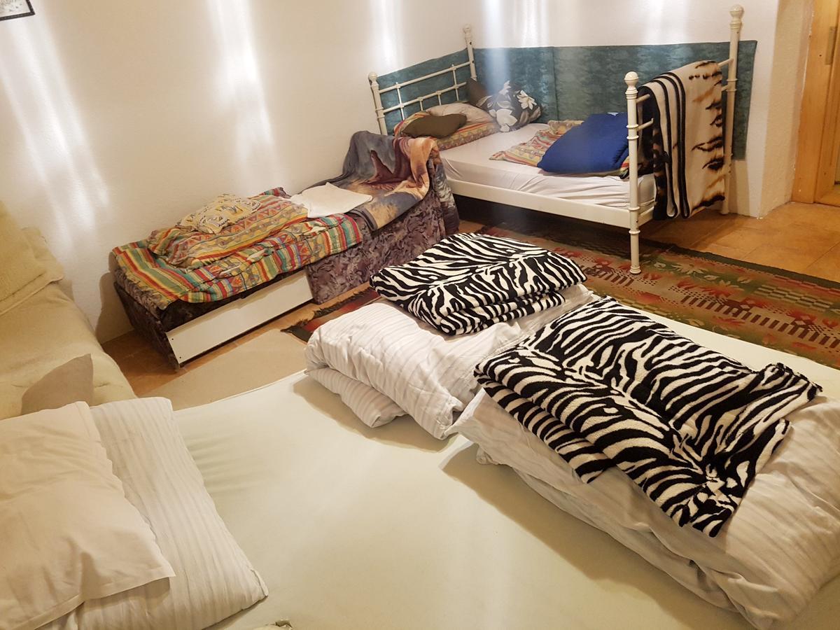Kuti Vendeghaz Hotel Bakonykuti Bagian luar foto